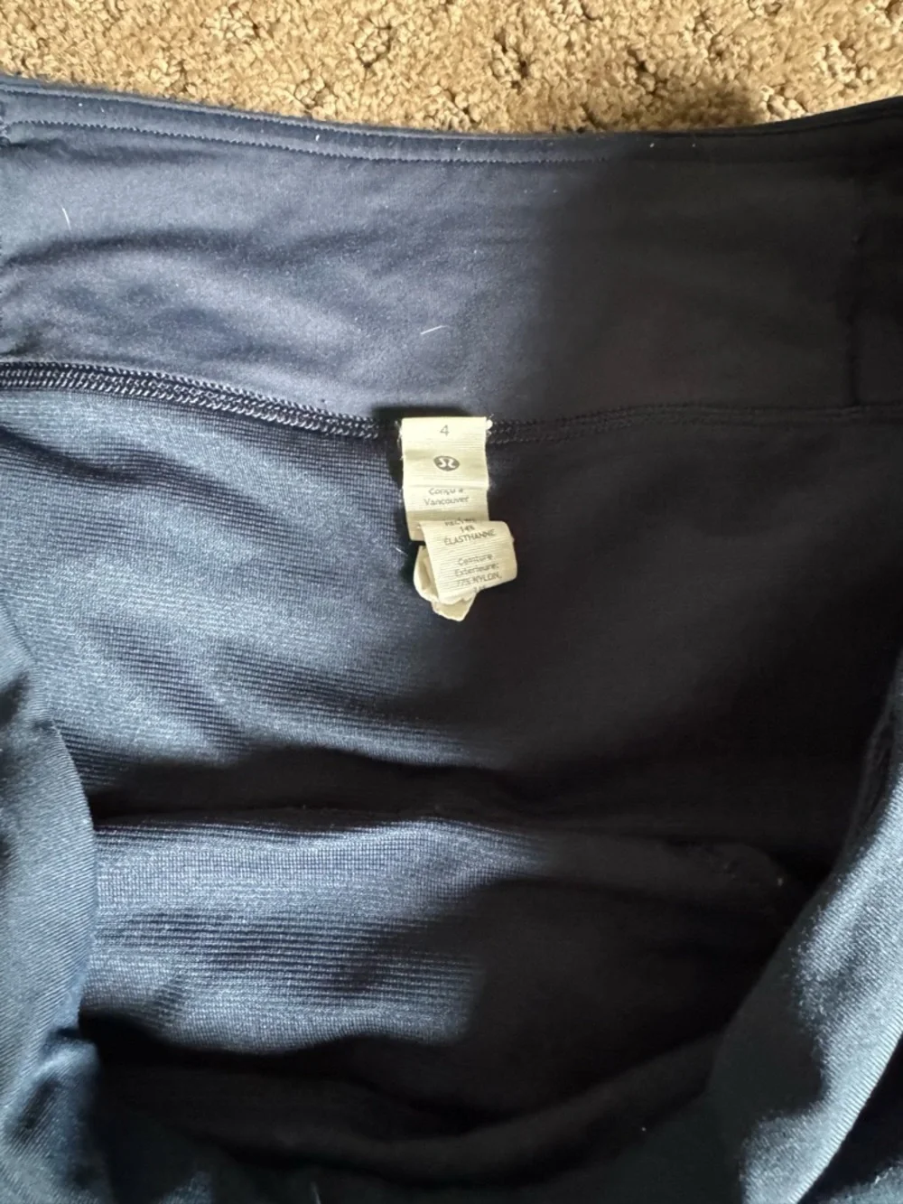 lululemon athletica Navy Blue Athletic Shorts size 4 - Picture 2 of 3